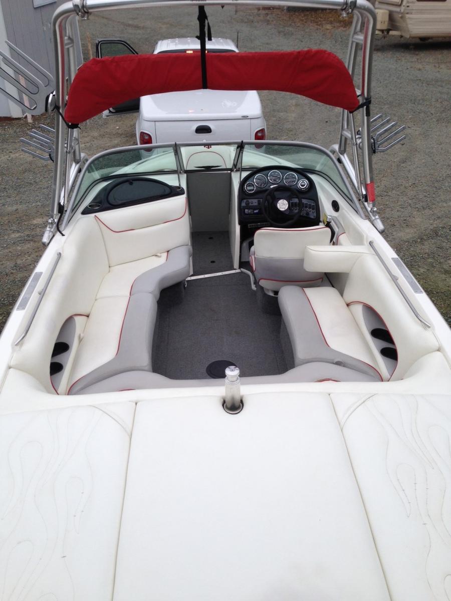 Sanger V215 Custom Upholstery Boats Accessories Tow